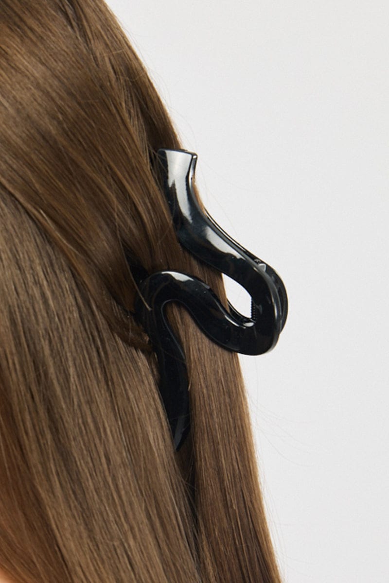 Black Large Wave Hair Claw Clip
