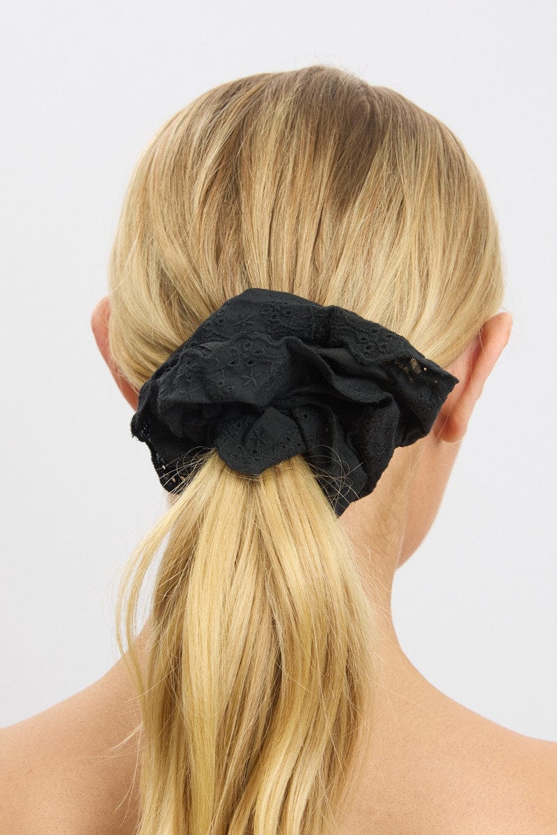 Black Oversized Broderie Scrunchie
