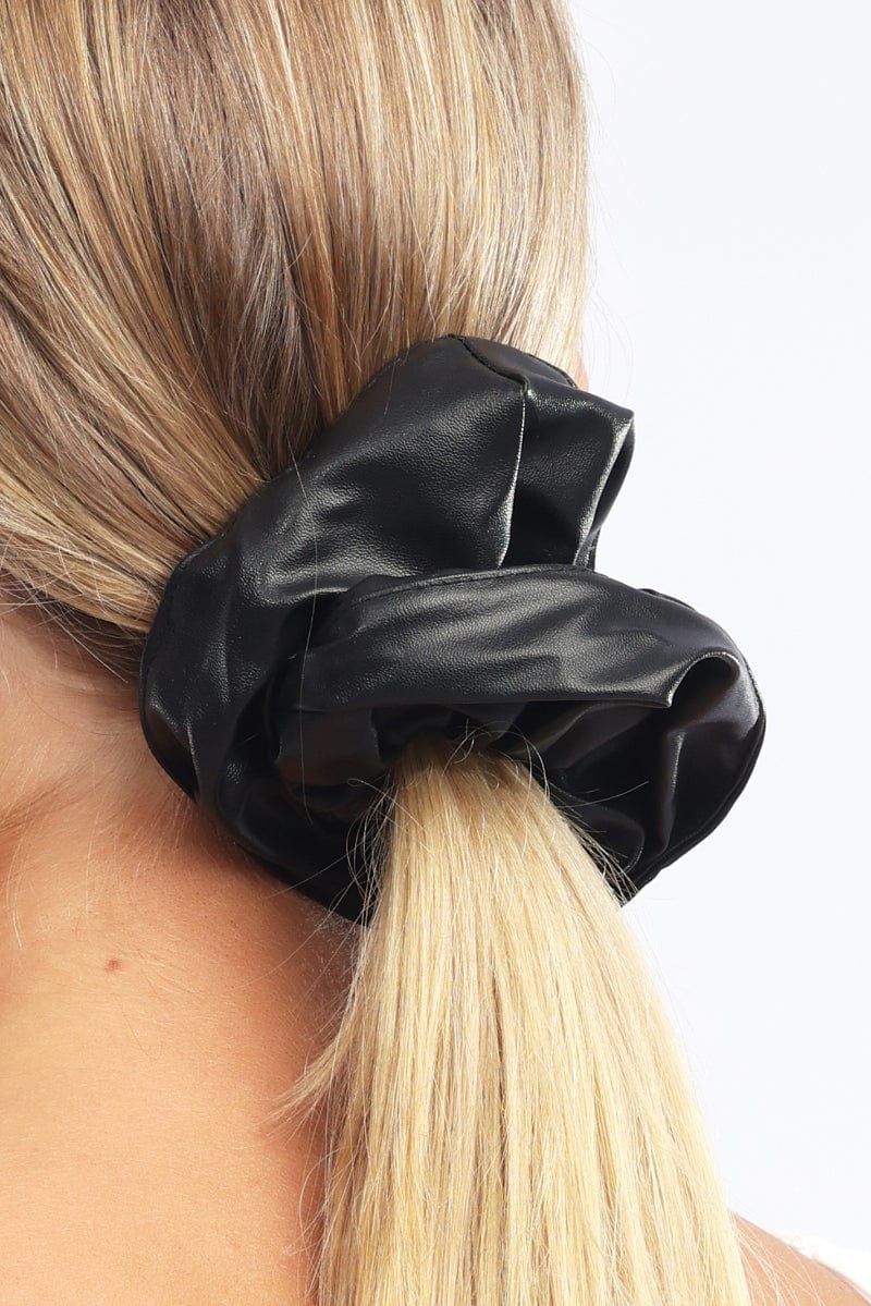 Black Oversized Pu Scrunchie